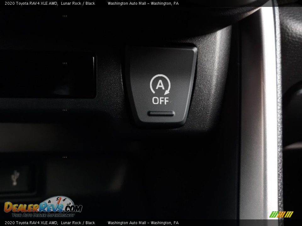 2020 Toyota RAV4 XLE AWD Lunar Rock / Black Photo #17