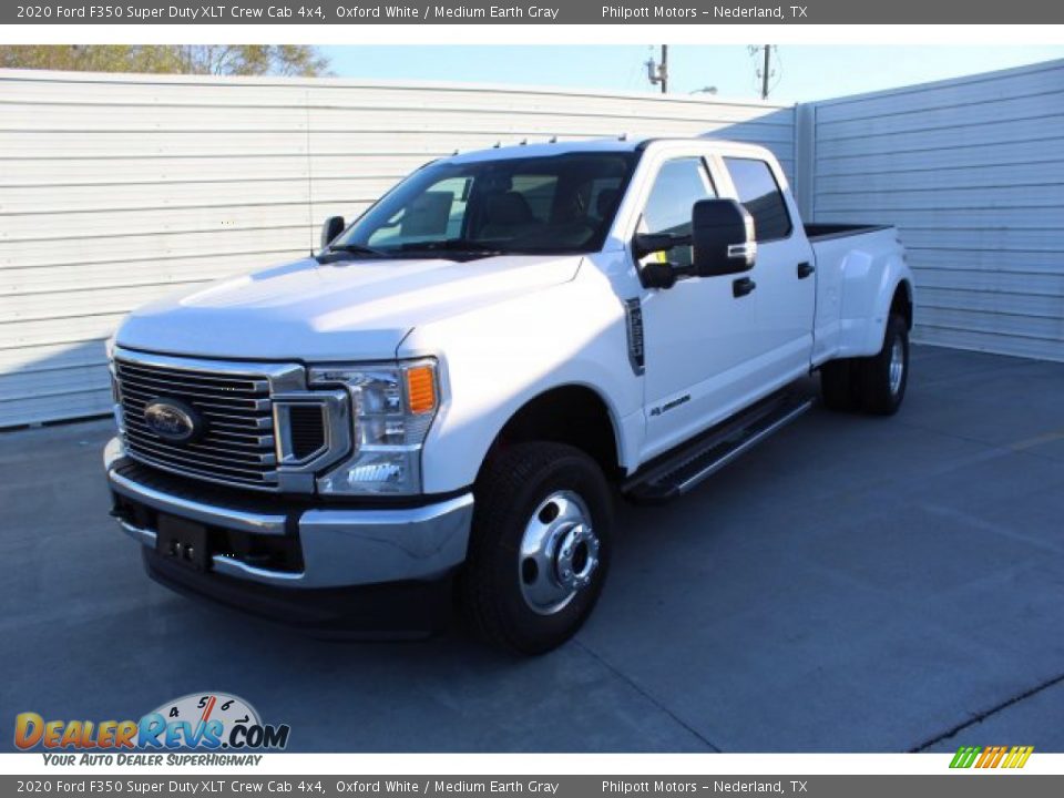2020 Ford F350 Super Duty XLT Crew Cab 4x4 Oxford White / Medium Earth Gray Photo #4