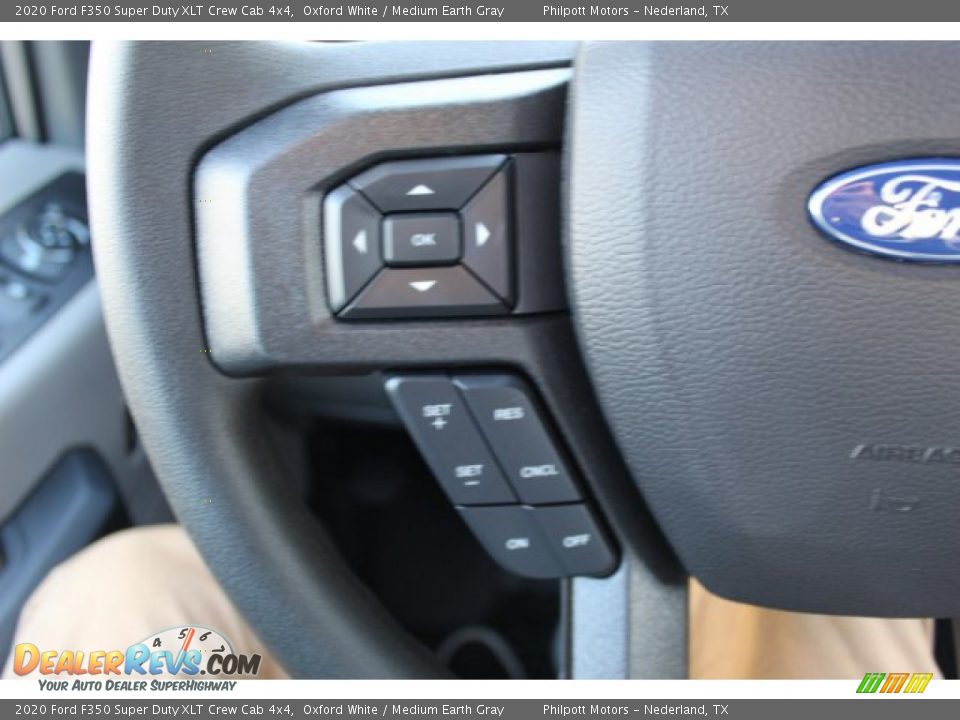 2020 Ford F350 Super Duty XLT Crew Cab 4x4 Oxford White / Medium Earth Gray Photo #11