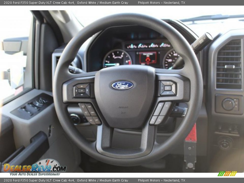 2020 Ford F350 Super Duty XLT Crew Cab 4x4 Oxford White / Medium Earth Gray Photo #21
