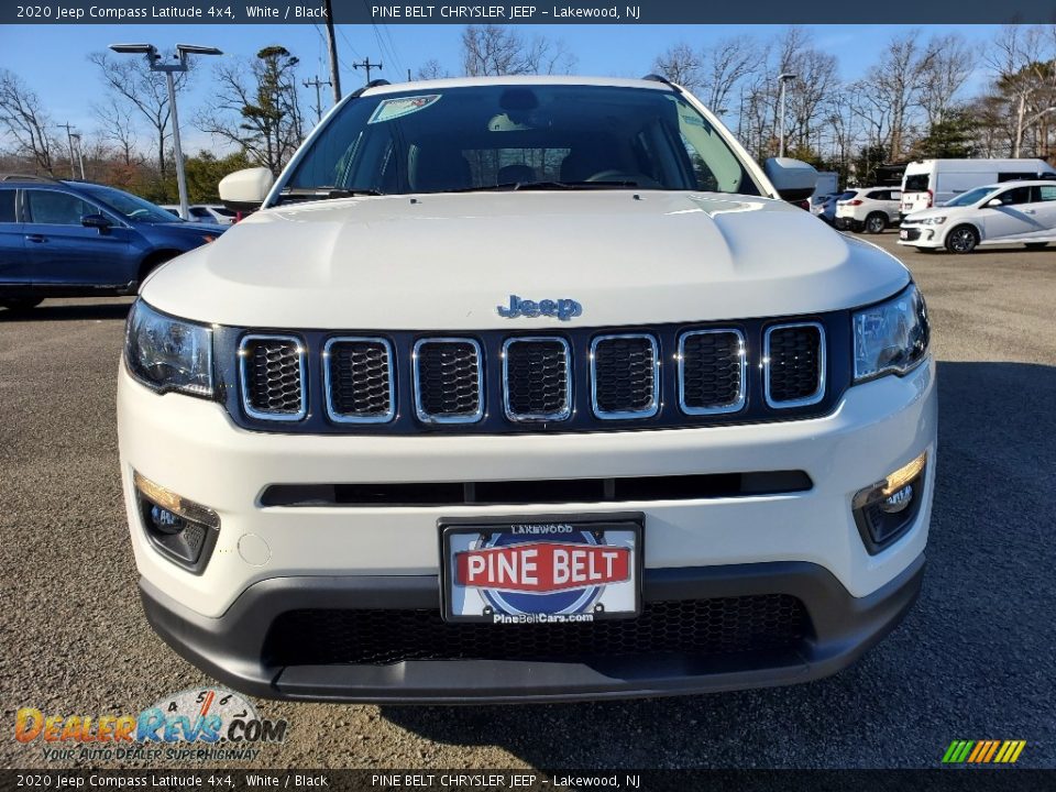 2020 Jeep Compass Latitude 4x4 White / Black Photo #2