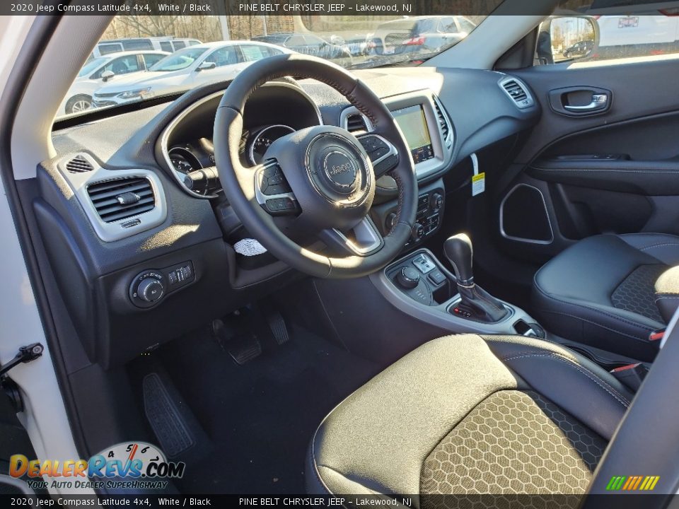 2020 Jeep Compass Latitude 4x4 White / Black Photo #6