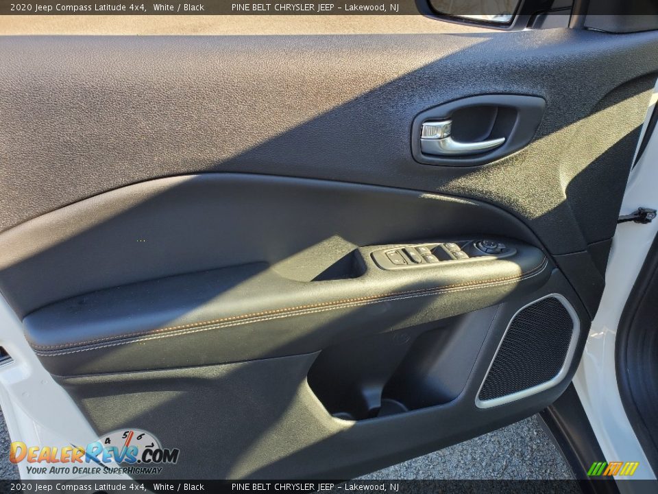 2020 Jeep Compass Latitude 4x4 White / Black Photo #7