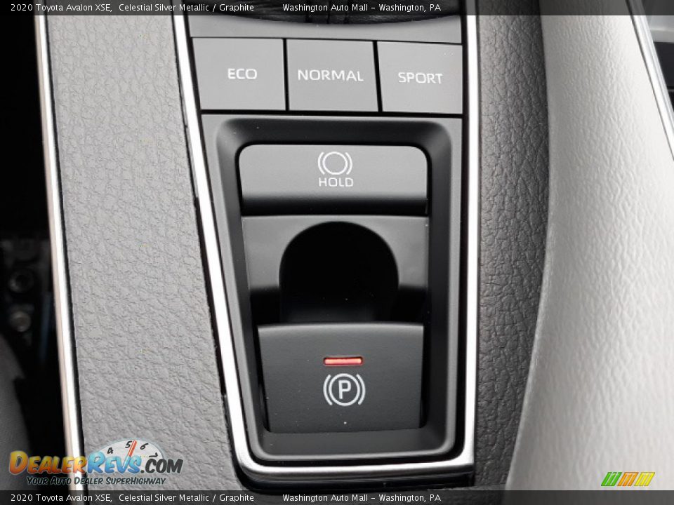 2020 Toyota Avalon XSE Celestial Silver Metallic / Graphite Photo #16