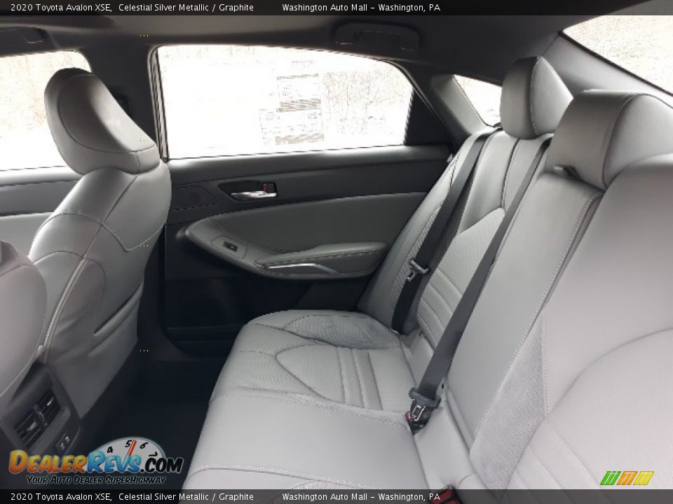 Rear Seat of 2020 Toyota Avalon XSE Photo #27