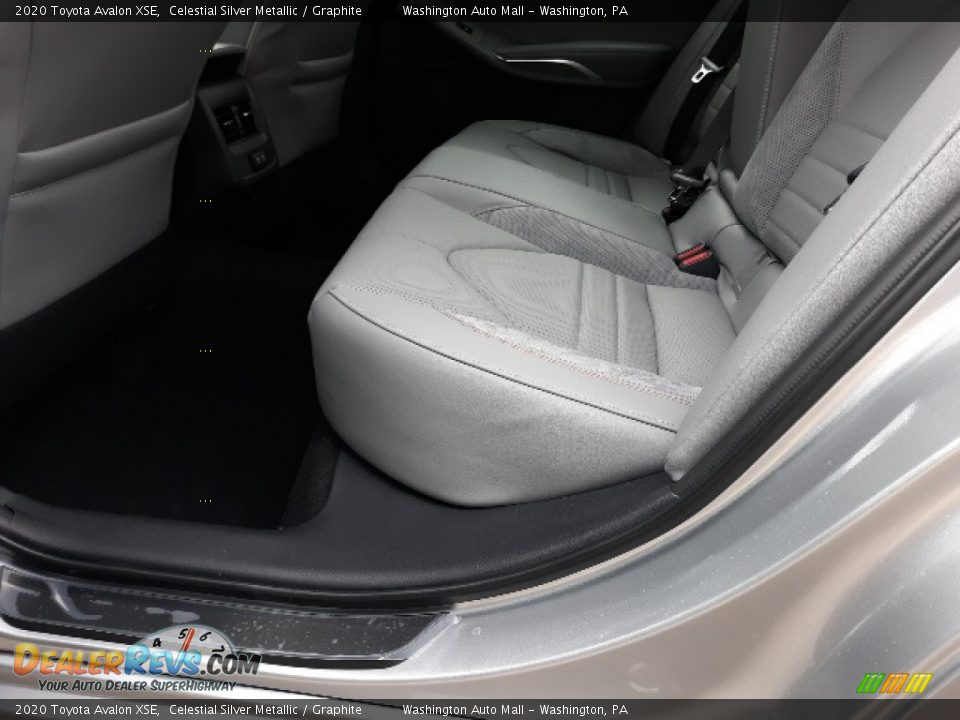 Rear Seat of 2020 Toyota Avalon XSE Photo #29
