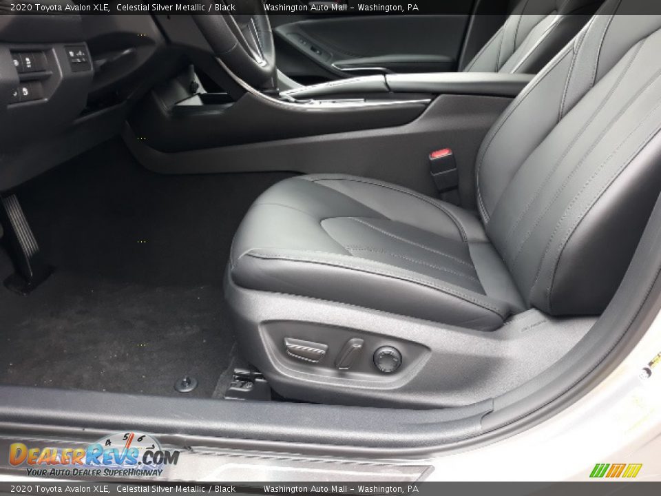 Front Seat of 2020 Toyota Avalon XLE Photo #6