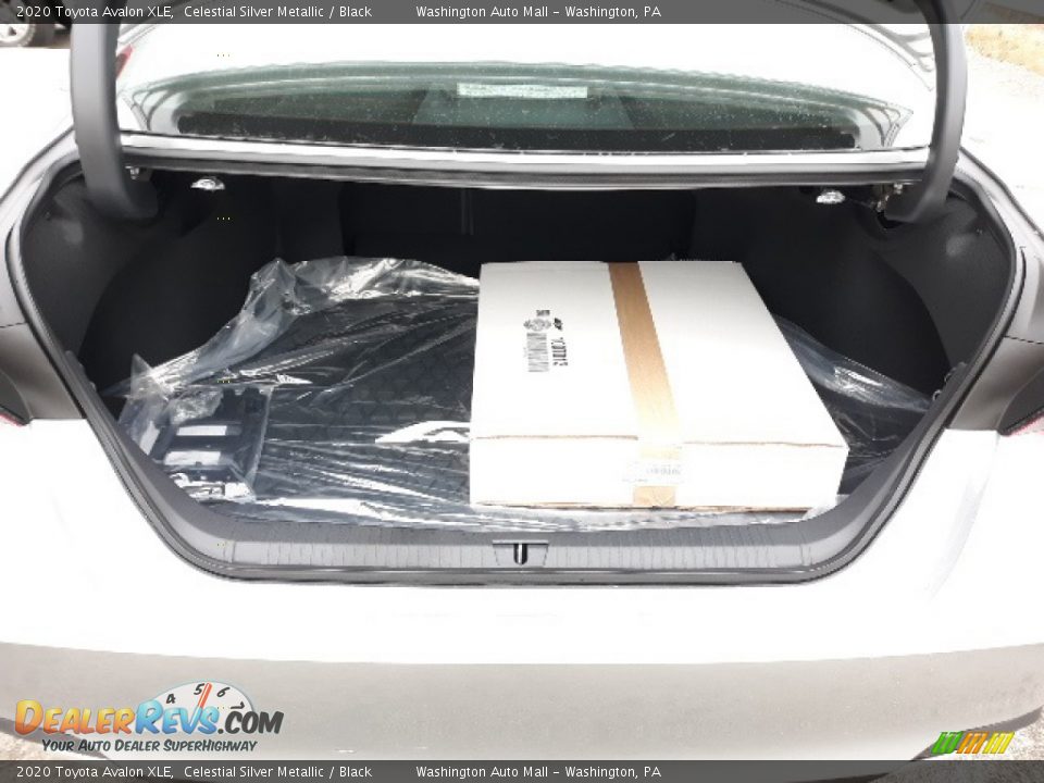 2020 Toyota Avalon XLE Trunk Photo #23
