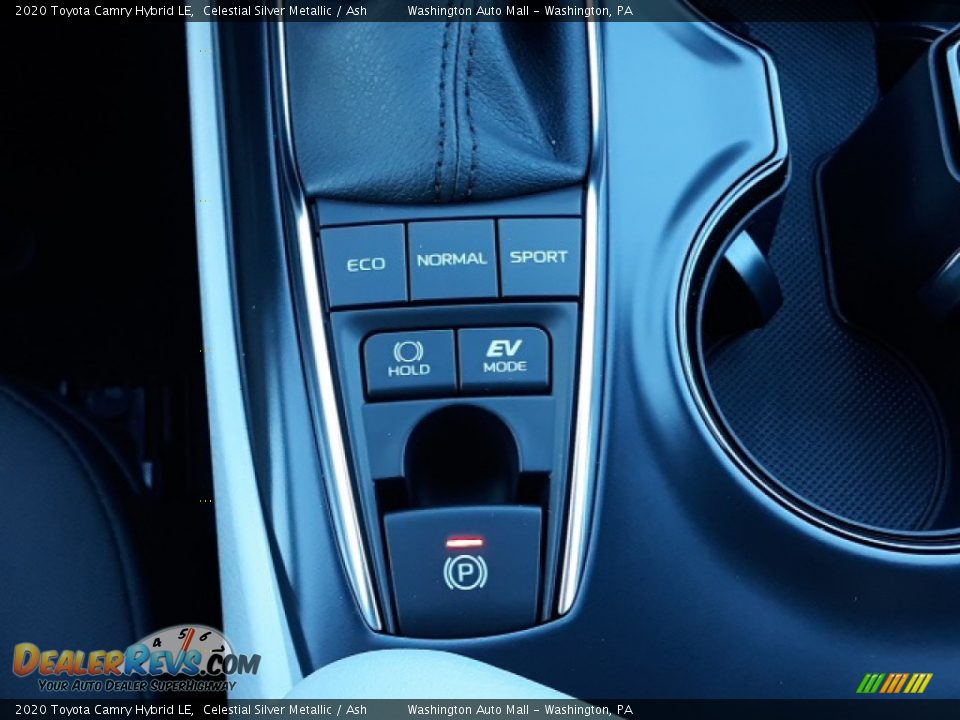 2020 Toyota Camry Hybrid LE Celestial Silver Metallic / Ash Photo #15