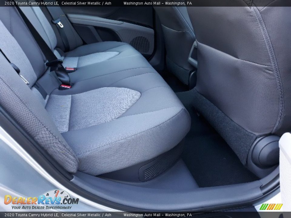 2020 Toyota Camry Hybrid LE Celestial Silver Metallic / Ash Photo #30