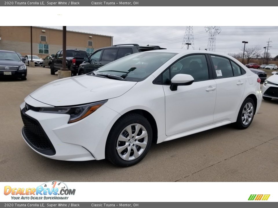 Super White 2020 Toyota Corolla LE Photo #1