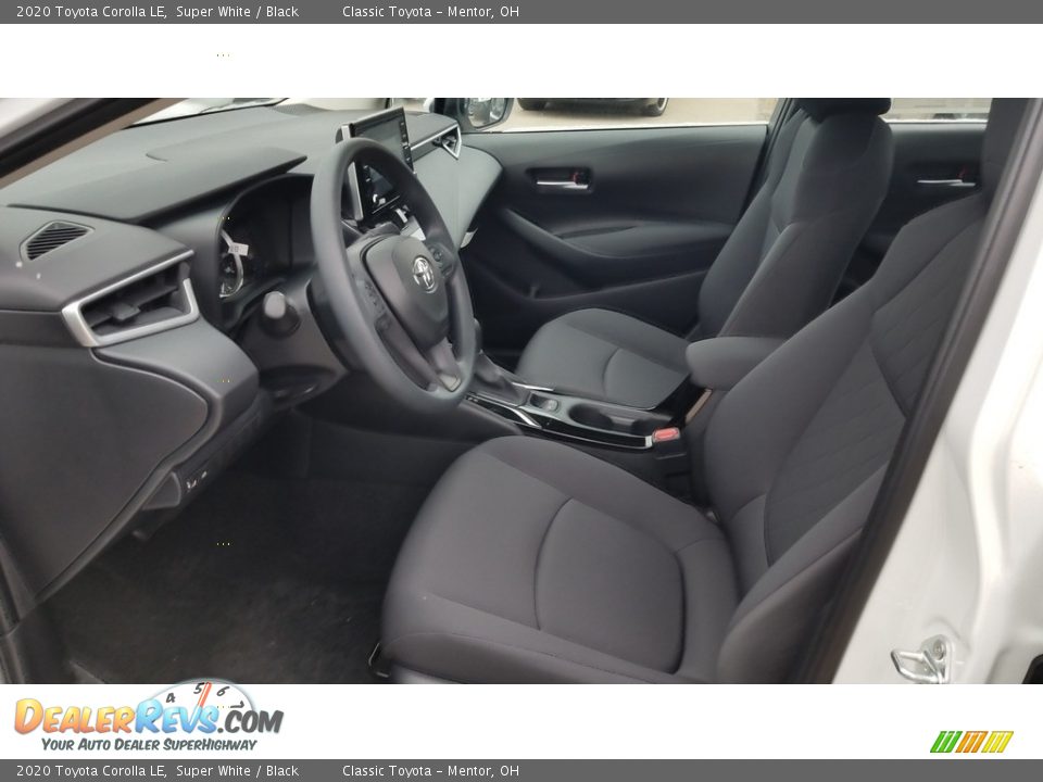2020 Toyota Corolla LE Super White / Black Photo #2