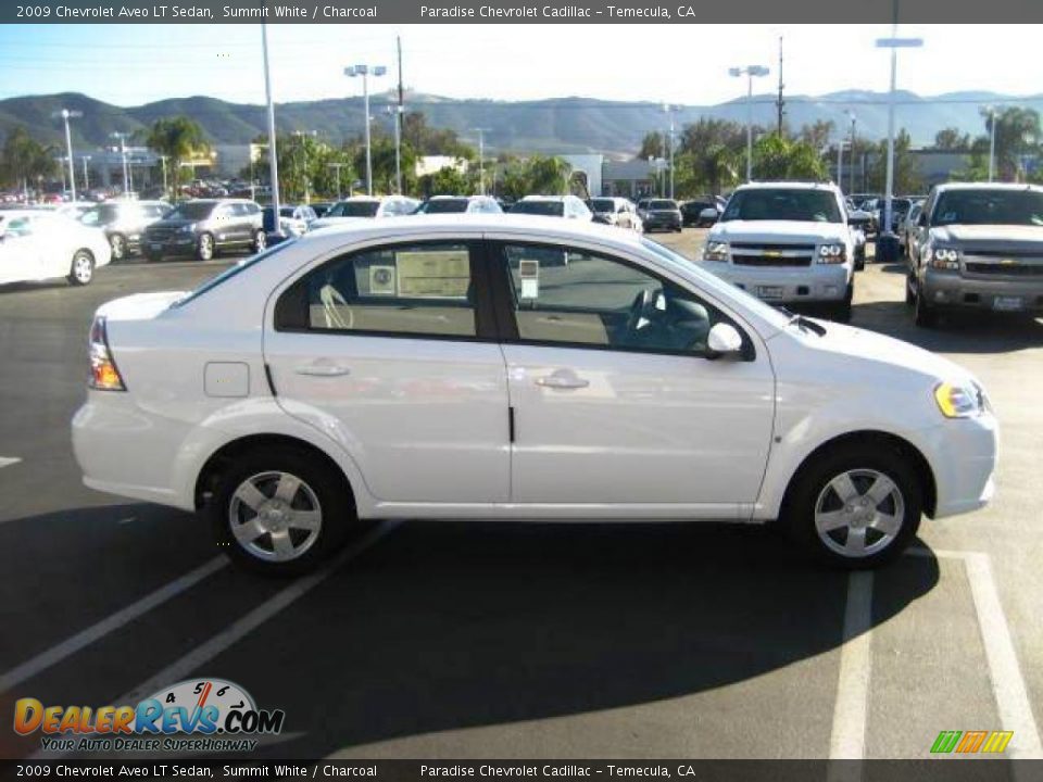 2009 Chevrolet Aveo LT Sedan Summit White / Charcoal Photo #5