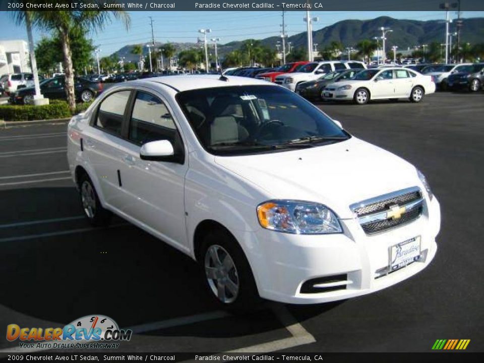 2009 Chevrolet Aveo LT Sedan Summit White / Charcoal Photo #6