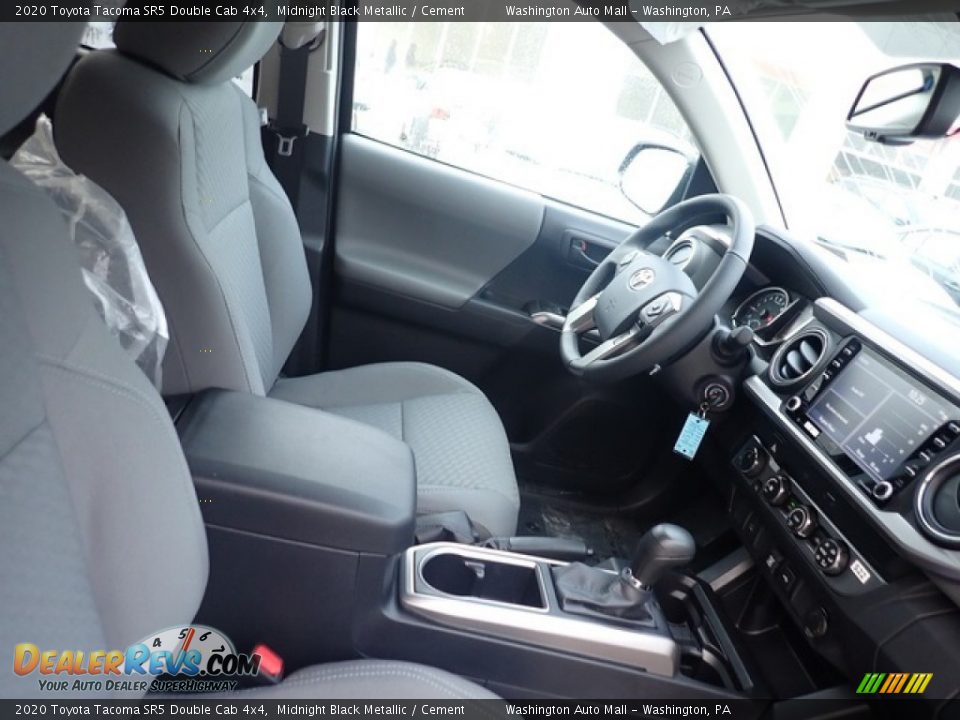 2020 Toyota Tacoma SR5 Double Cab 4x4 Midnight Black Metallic / Cement Photo #10