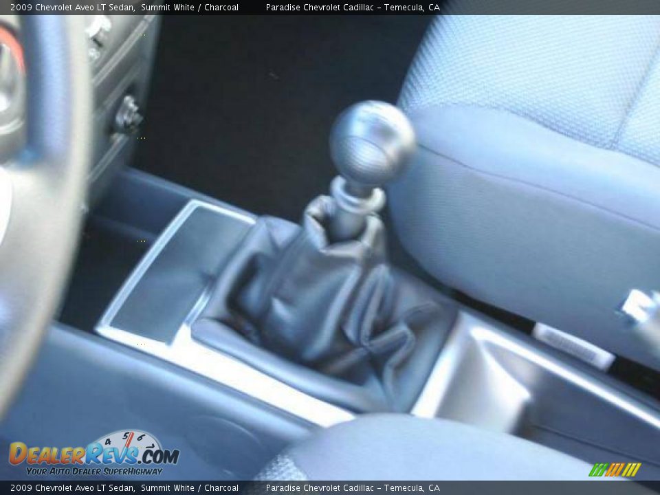 2009 Chevrolet Aveo LT Sedan Summit White / Charcoal Photo #15