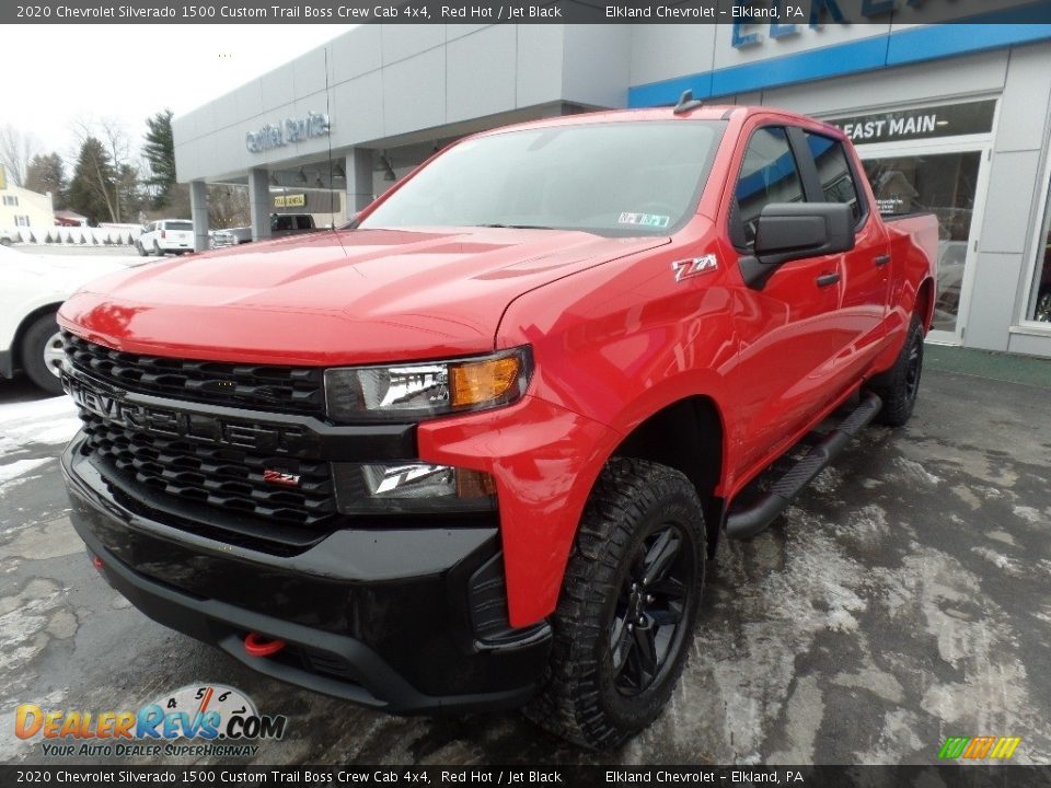 2020 Chevrolet Silverado 1500 Custom Trail Boss Crew Cab 4x4 Red Hot / Jet Black Photo #3