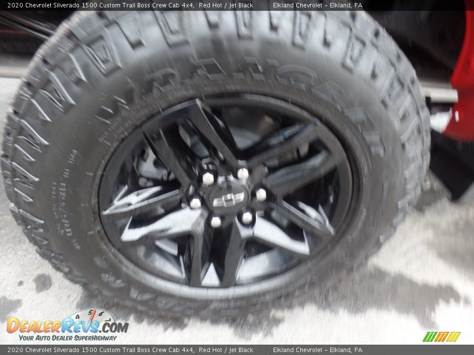 2020 Chevrolet Silverado 1500 Custom Trail Boss Crew Cab 4x4 Red Hot / Jet Black Photo #9
