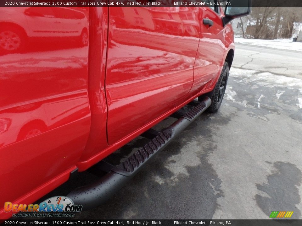 2020 Chevrolet Silverado 1500 Custom Trail Boss Crew Cab 4x4 Red Hot / Jet Black Photo #10