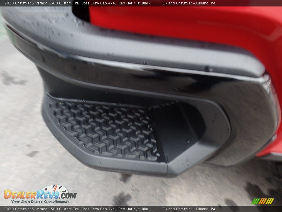 2020 Chevrolet Silverado 1500 Custom Trail Boss Crew Cab 4x4 Red Hot / Jet Black Photo #11