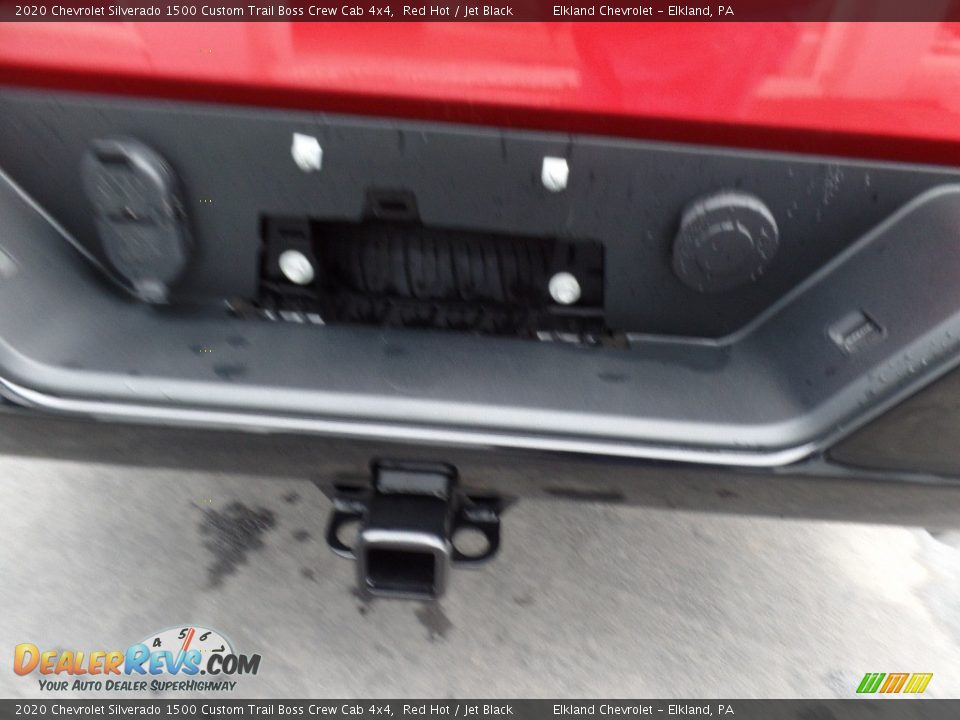 2020 Chevrolet Silverado 1500 Custom Trail Boss Crew Cab 4x4 Red Hot / Jet Black Photo #12