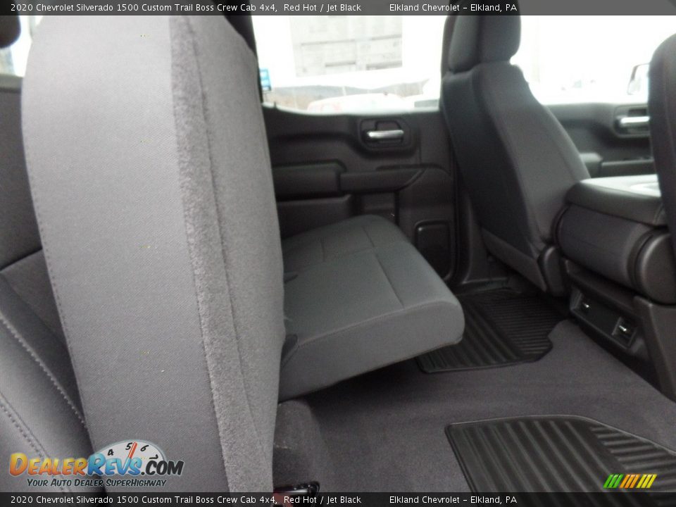 2020 Chevrolet Silverado 1500 Custom Trail Boss Crew Cab 4x4 Red Hot / Jet Black Photo #17