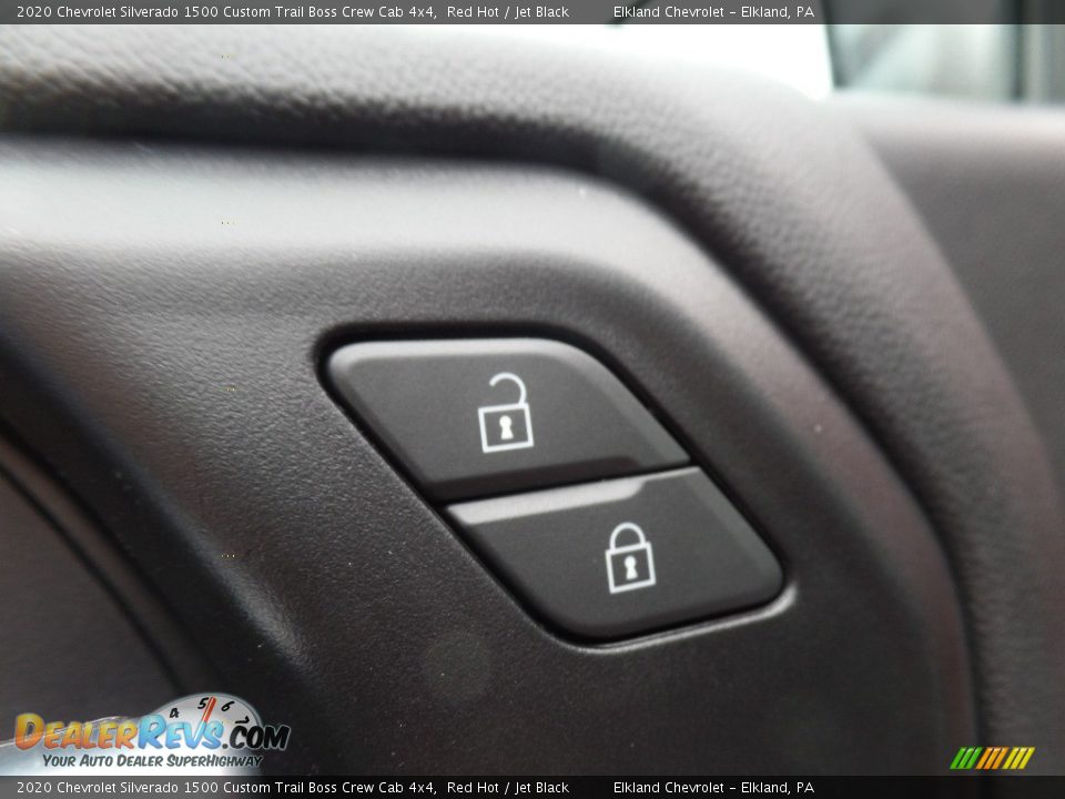 2020 Chevrolet Silverado 1500 Custom Trail Boss Crew Cab 4x4 Red Hot / Jet Black Photo #22