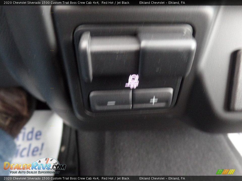 2020 Chevrolet Silverado 1500 Custom Trail Boss Crew Cab 4x4 Red Hot / Jet Black Photo #32