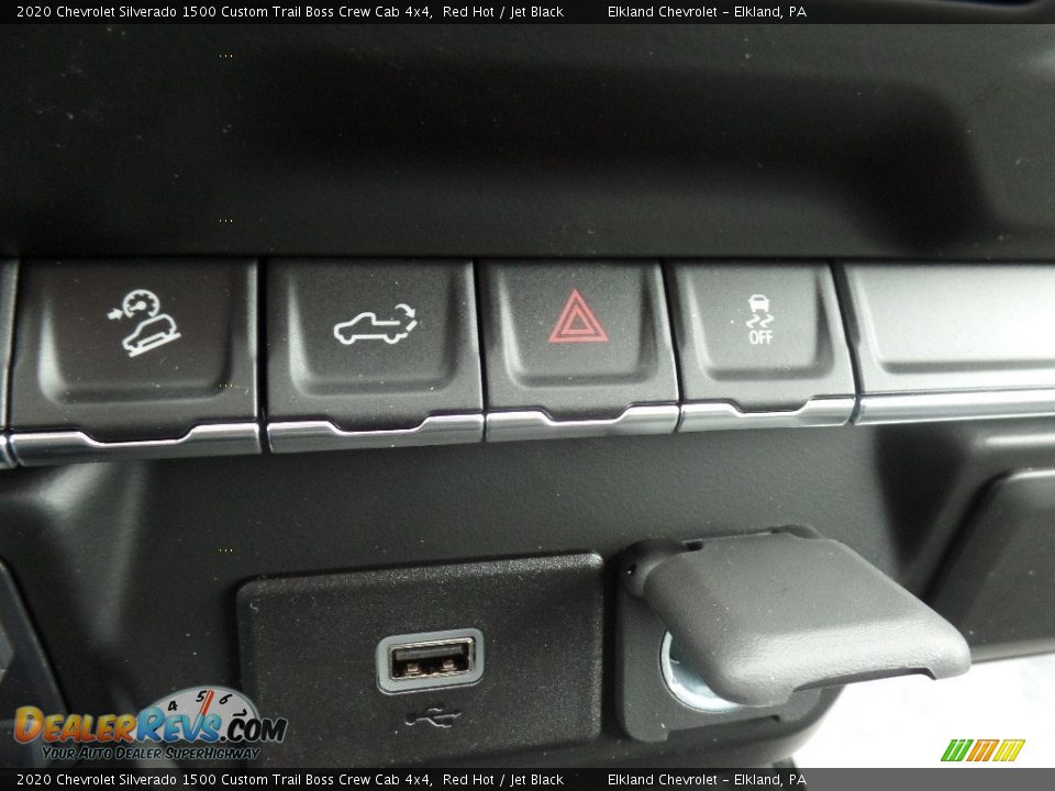 2020 Chevrolet Silverado 1500 Custom Trail Boss Crew Cab 4x4 Red Hot / Jet Black Photo #33