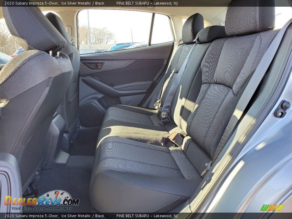 2020 Subaru Impreza 5-Door Ice Silver Metallic / Black Photo #6