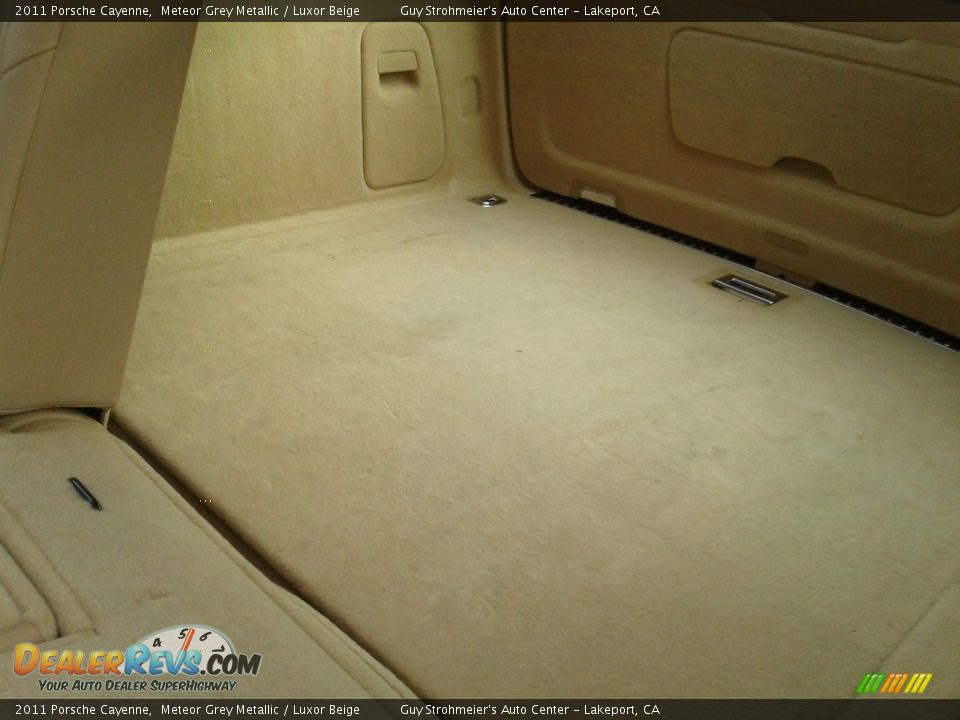 2011 Porsche Cayenne Meteor Grey Metallic / Luxor Beige Photo #9