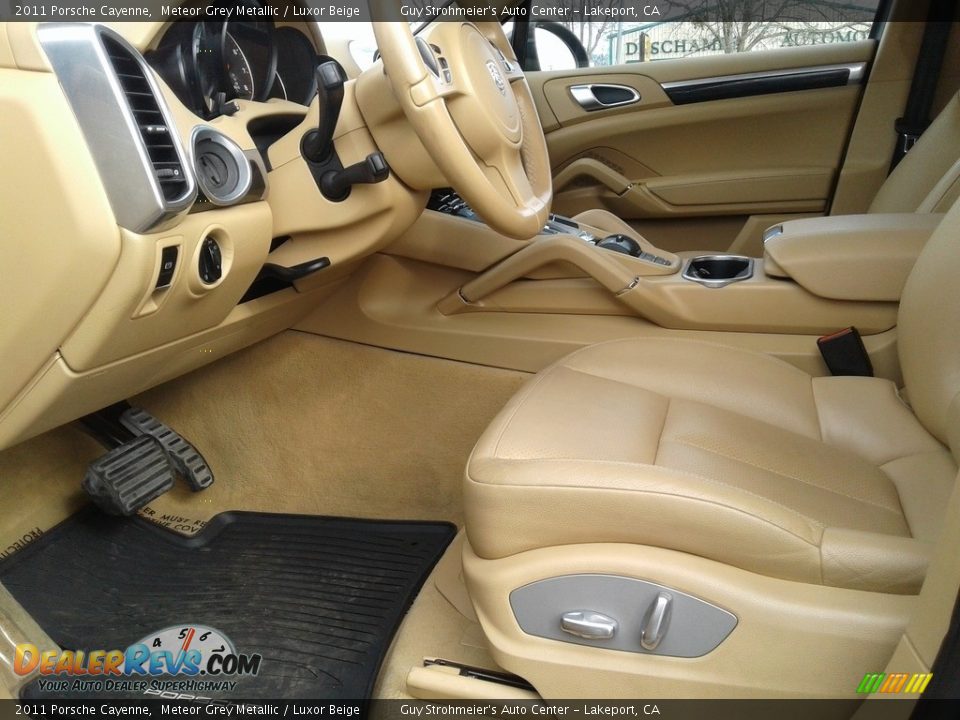 2011 Porsche Cayenne Meteor Grey Metallic / Luxor Beige Photo #12