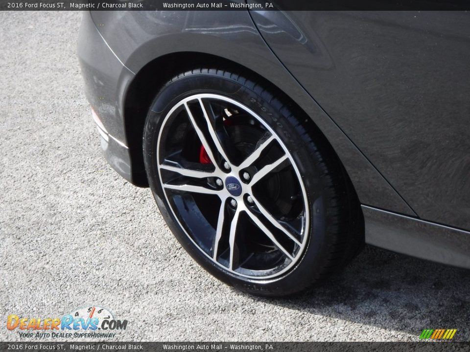 2016 Ford Focus ST Magnetic / Charcoal Black Photo #3