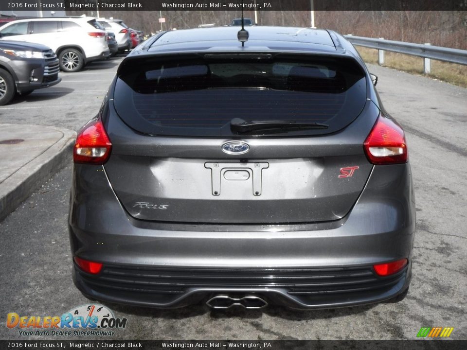 2016 Ford Focus ST Magnetic / Charcoal Black Photo #11