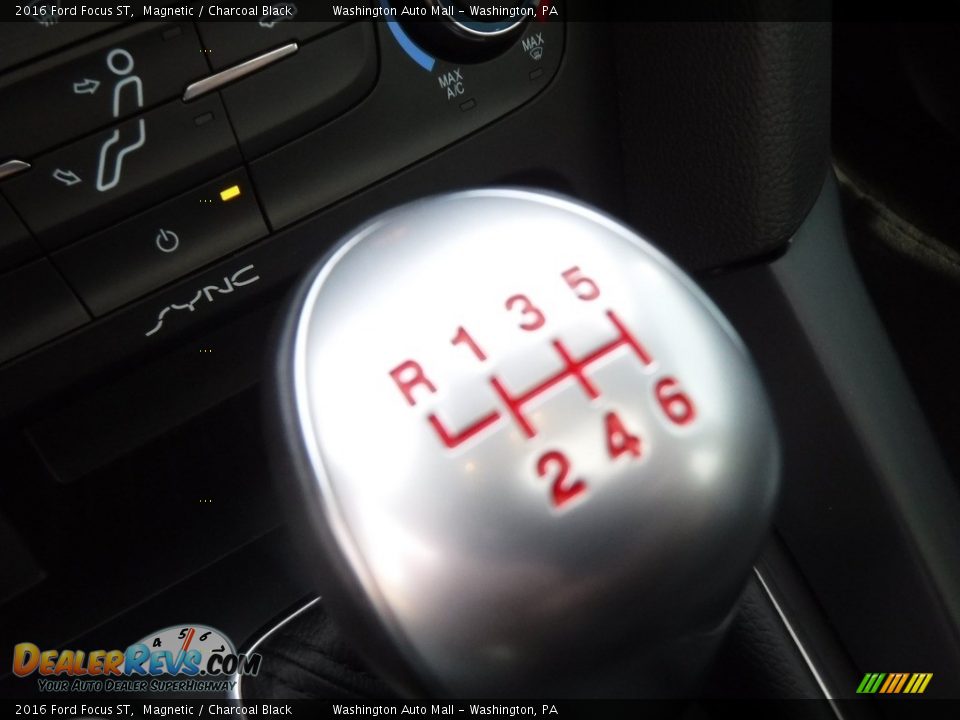 2016 Ford Focus ST Magnetic / Charcoal Black Photo #19