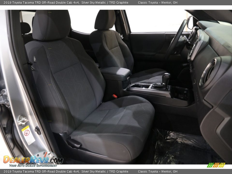 Front Seat of 2019 Toyota Tacoma TRD Off-Road Double Cab 4x4 Photo #15