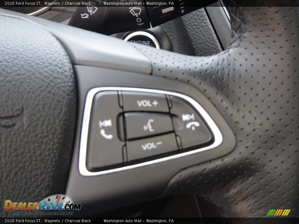 2016 Ford Focus ST Magnetic / Charcoal Black Photo #23