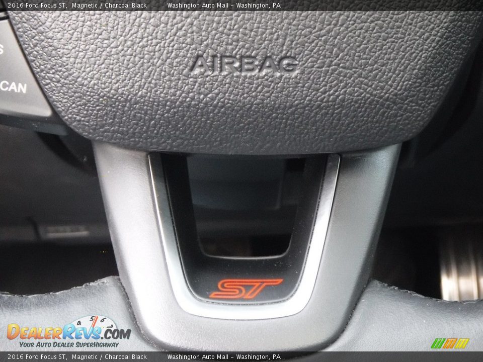 2016 Ford Focus ST Magnetic / Charcoal Black Photo #25