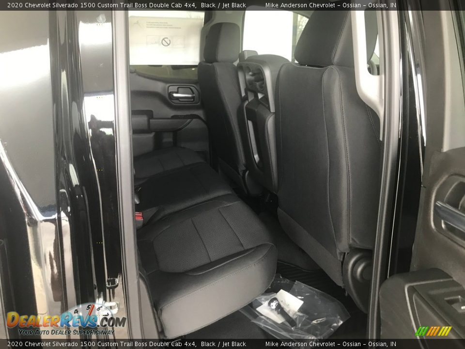 2020 Chevrolet Silverado 1500 Custom Trail Boss Double Cab 4x4 Black / Jet Black Photo #11