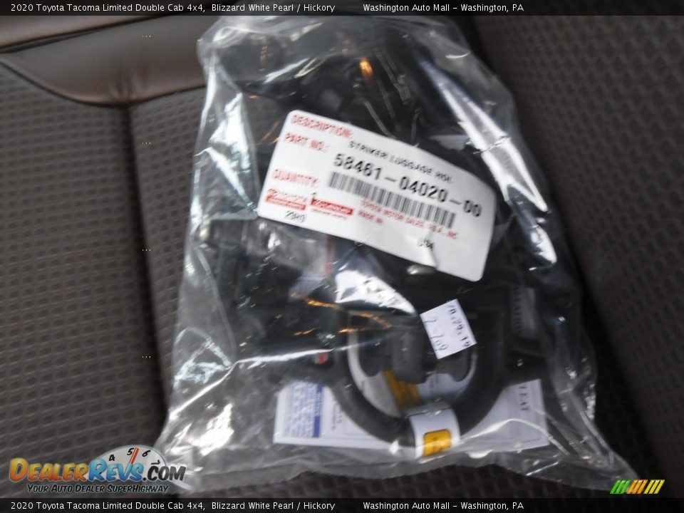 2020 Toyota Tacoma Limited Double Cab 4x4 Blizzard White Pearl / Hickory Photo #15