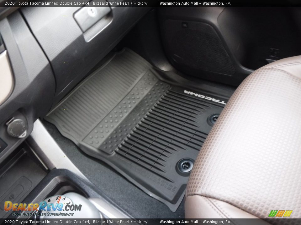 2020 Toyota Tacoma Limited Double Cab 4x4 Blizzard White Pearl / Hickory Photo #29