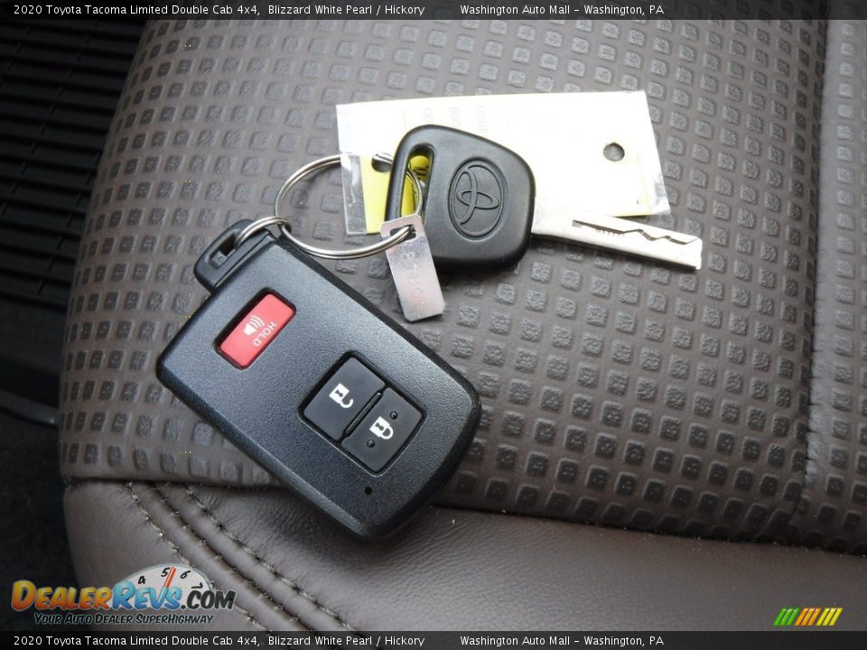 2020 Toyota Tacoma Limited Double Cab 4x4 Blizzard White Pearl / Hickory Photo #31