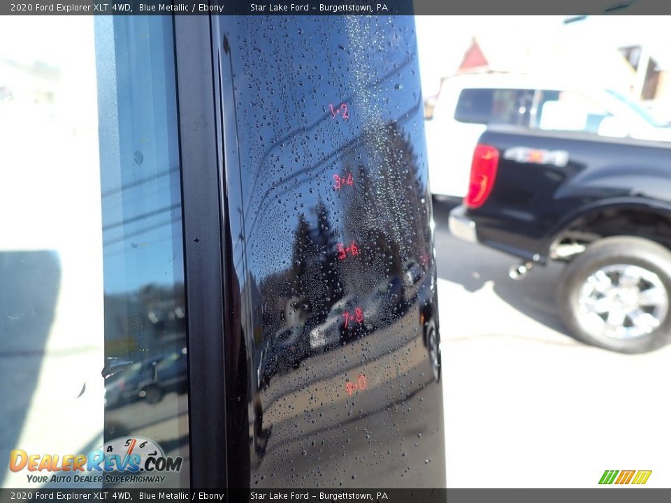 2020 Ford Explorer XLT 4WD Blue Metallic / Ebony Photo #10