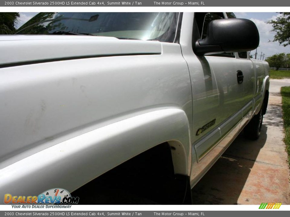 2003 Chevrolet Silverado 2500HD LS Extended Cab 4x4 Summit White / Tan Photo #25