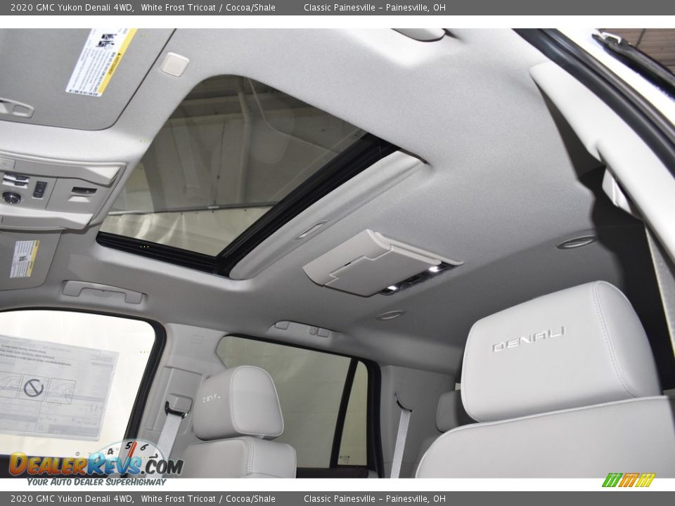 2020 GMC Yukon Denali 4WD White Frost Tricoat / Cocoa/Shale Photo #2