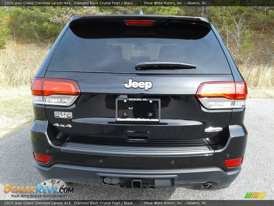 2020 Jeep Grand Cherokee Laredo 4x4 Diamond Black Crystal Pearl / Black Photo #7