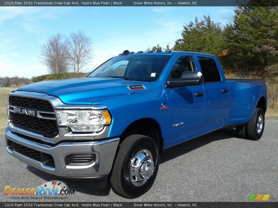 2020 Ram 3500 Tradesman Crew Cab 4x4 Hydro Blue Pearl / Black Photo #2