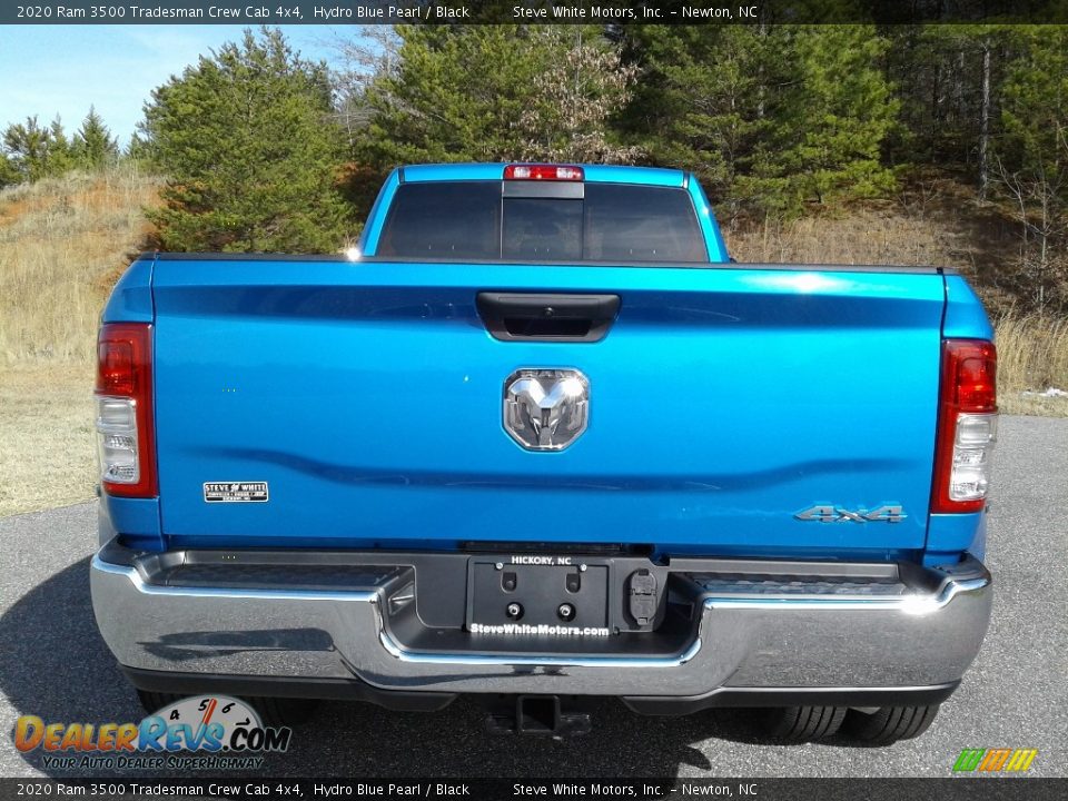 2020 Ram 3500 Tradesman Crew Cab 4x4 Hydro Blue Pearl / Black Photo #7