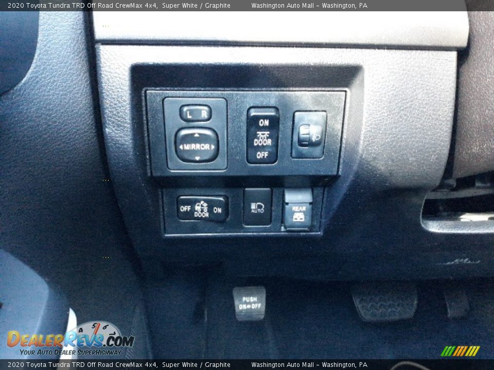 2020 Toyota Tundra TRD Off Road CrewMax 4x4 Super White / Graphite Photo #9