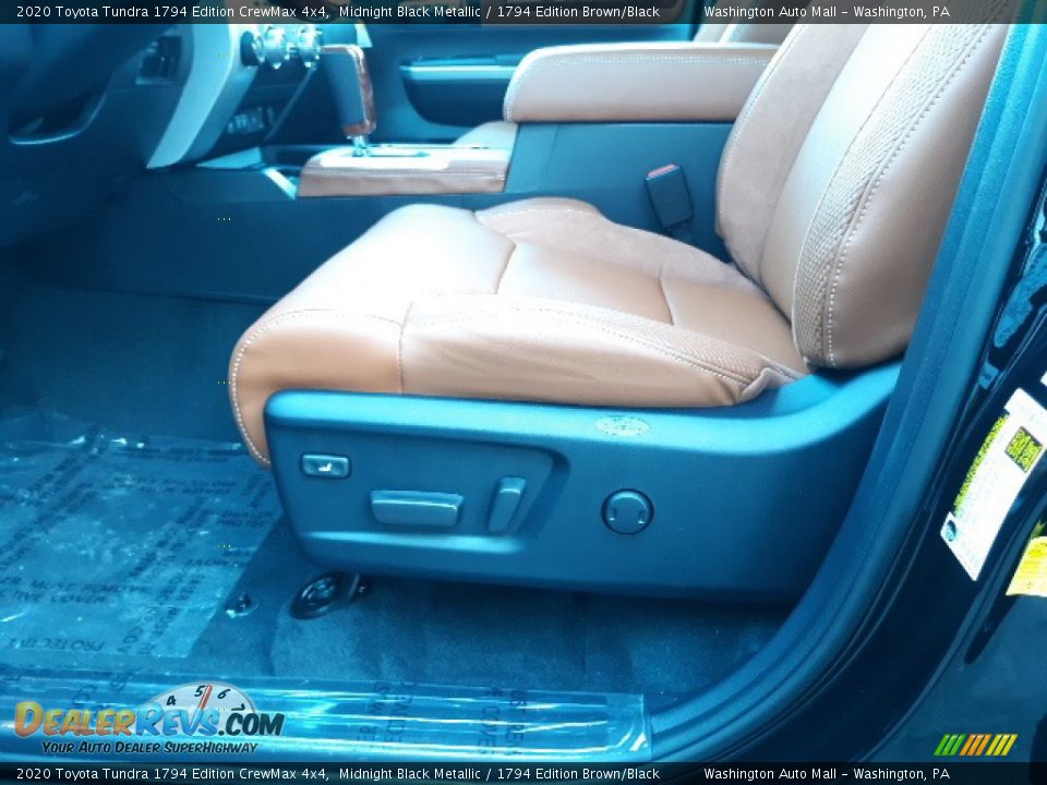 2020 Toyota Tundra 1794 Edition CrewMax 4x4 Midnight Black Metallic / 1794 Edition Brown/Black Photo #25